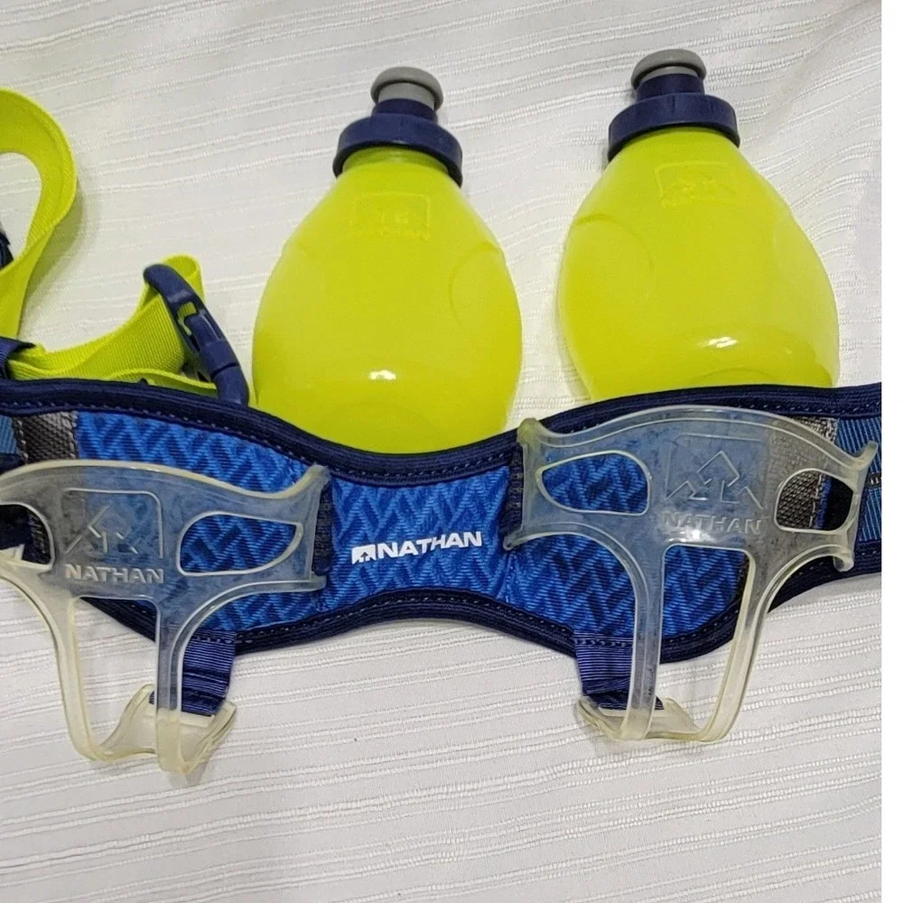 Running Hydration Belt Blue Yellow 2 10oz Bottles Adjustable Nathan TrailMix